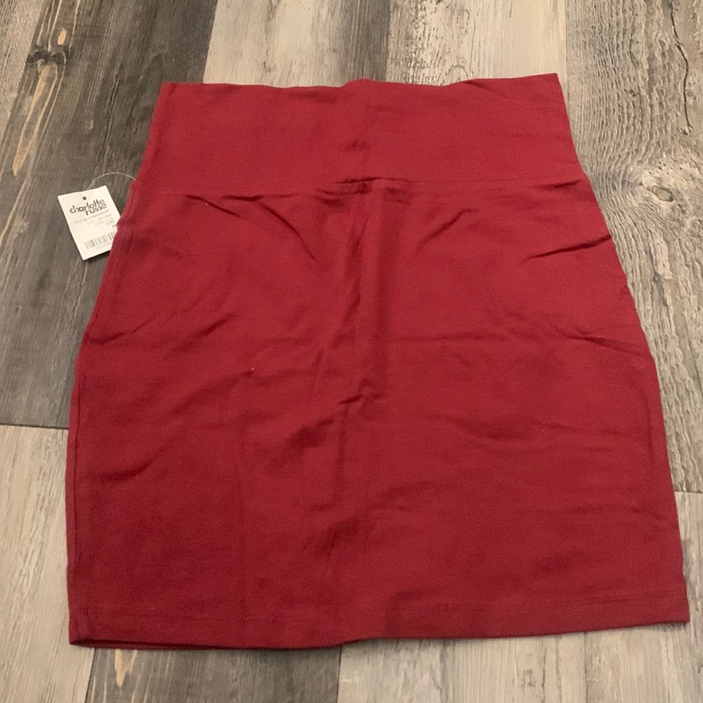Charlotte Russe Skirt in Burgundy, Size M